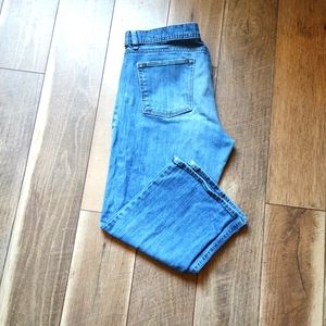 Old Navy crop blue jeans